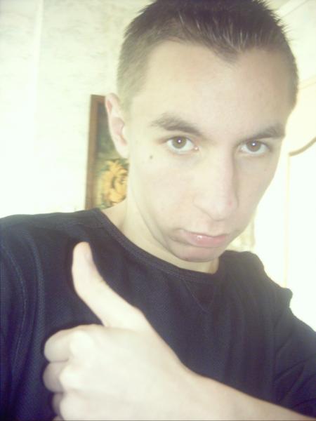 GR 13 DeStRoYeUr